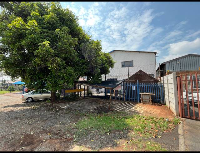 493M² WAREHOUSE FOR SALE IN BRAKPAN CENTRAL